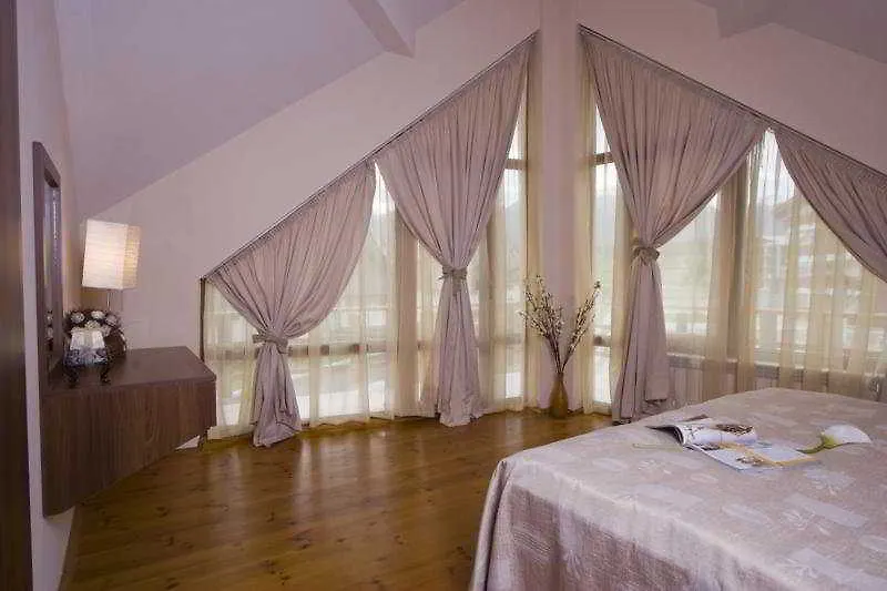 Redenka Chalets Bansko